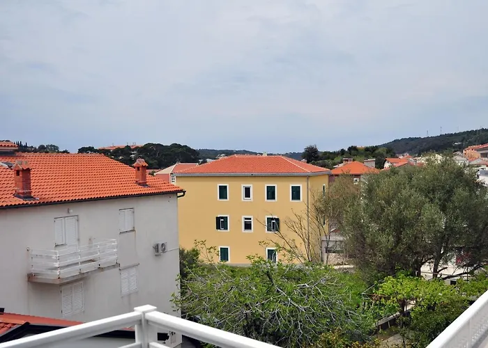 Rose On The Island Of Rab Penzion